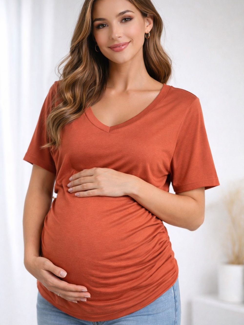 Super soft Ekouaer maternity tee with flattering ruching. PTP 22
